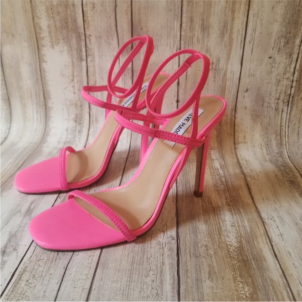 Steve Madden Neon Pink Nectur Stiletto Sandal 7.5